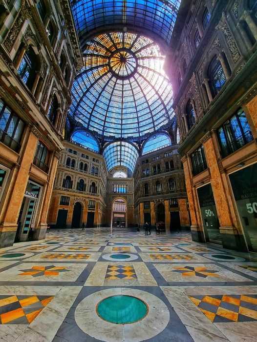 la-galleria-umberto-i-di-napoli-napoli-in-foto